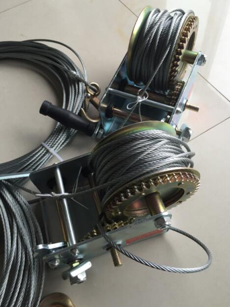 el cinc resistente del cable de los 60m plateó el torno de la grúa de la mano y 1000 libras de torno marino de la mano con las correas