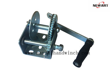 Torno manual del tratamiento térmico con los pequeños tornos de la mano del freno 800lbs para el remolque del barco proveedor