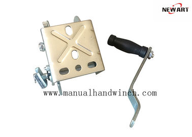 Torno manual del tratamiento térmico con los pequeños tornos de la mano del freno 800lbs para el remolque del barco proveedor